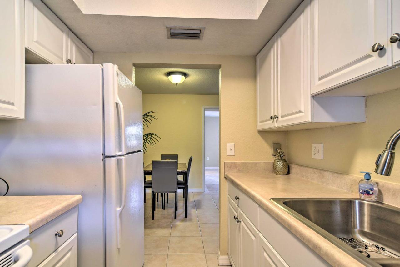 Cozy Indian Rocks Beach Condo - Steps To Beach! クリアウォーター・ビーチ エクステリア 写真